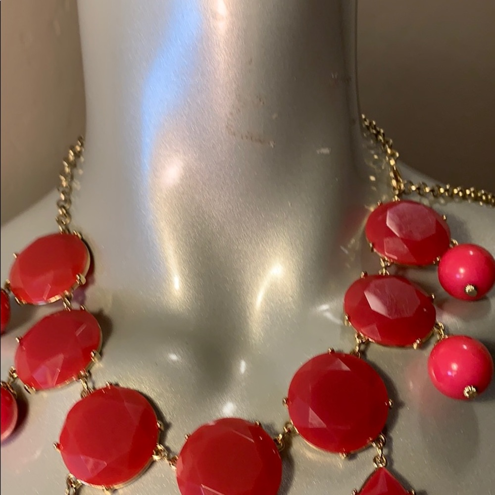 Pink statement necklace - Picture 2 of 8